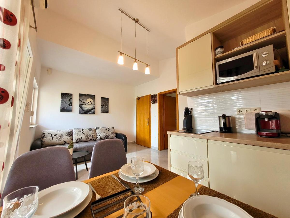 Apartment Jelena Vir Exteriör bild